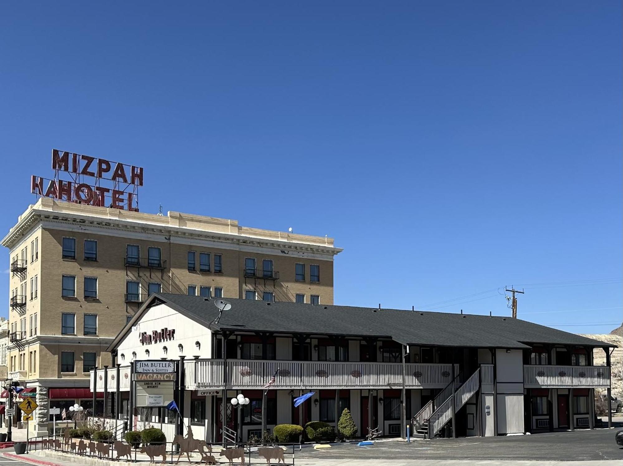 Jim Butler Inn & Suites Tonopah Bagian luar foto