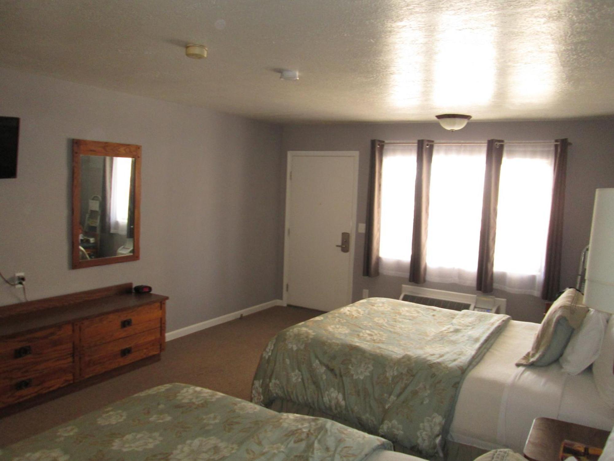 Jim Butler Inn & Suites Tonopah Ruang foto