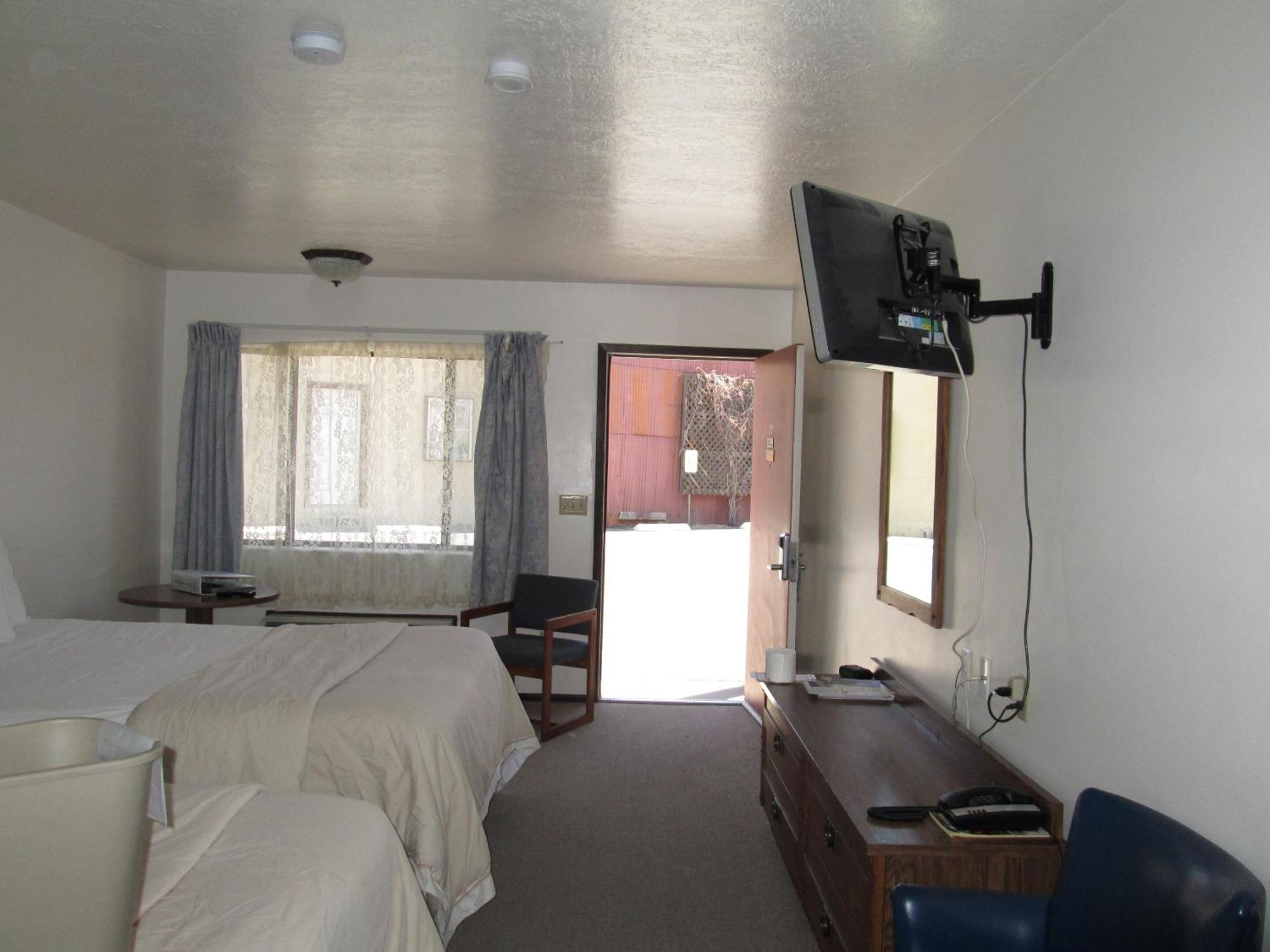 Jim Butler Inn & Suites Tonopah Ruang foto